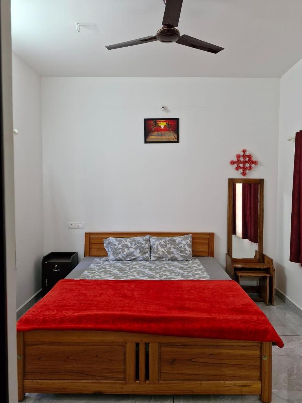 Ashvis Cottage Thekkady Exterior photo